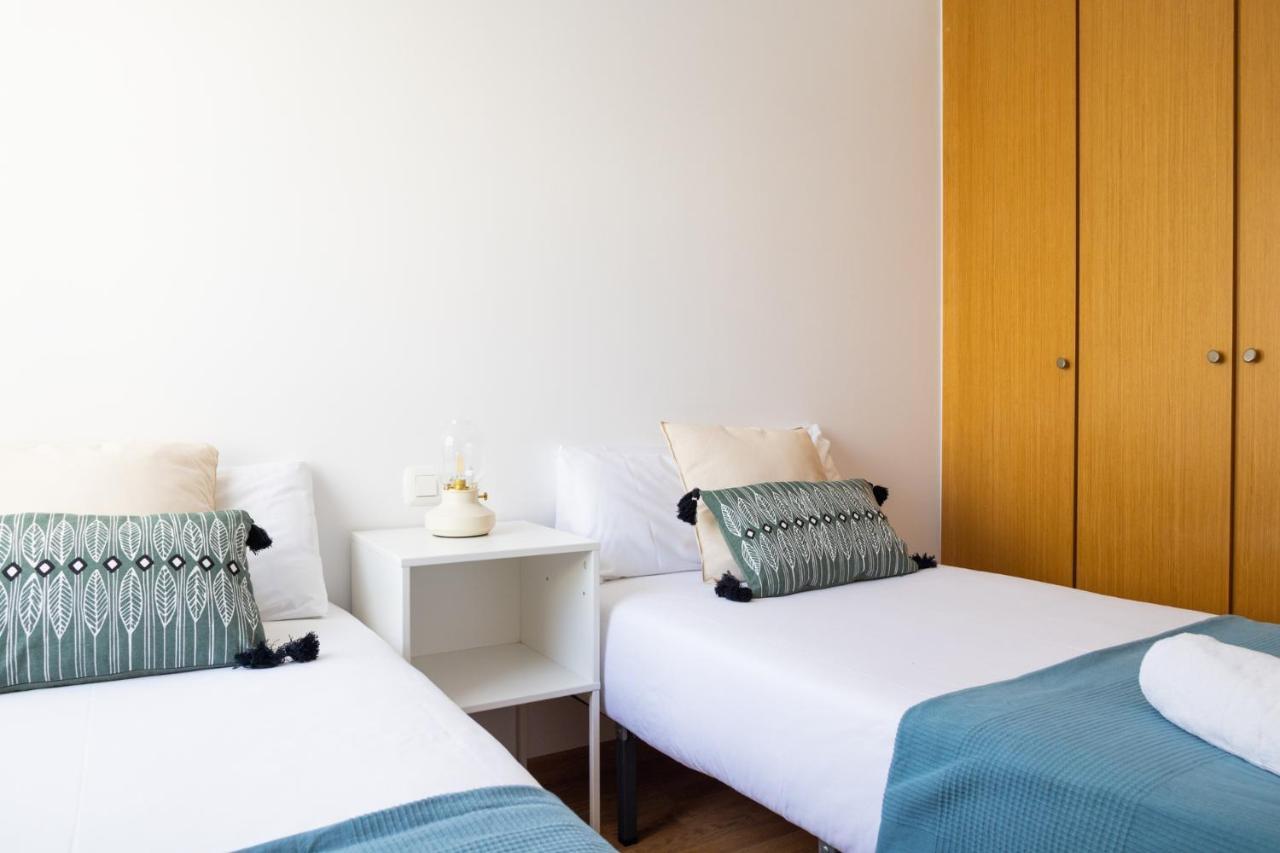 Appartamento Medinaceli Airco, Wifi And Free Parking Valenza Esterno foto