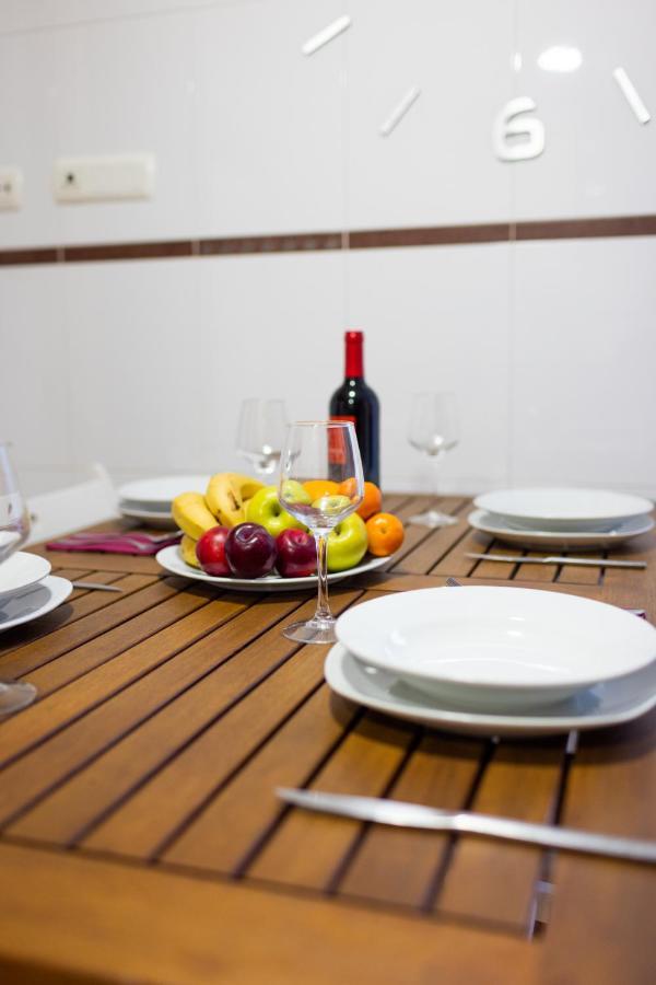 Appartamento Medinaceli Airco, Wifi And Free Parking Valenza Esterno foto